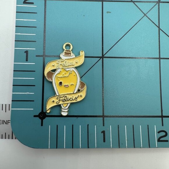 Set Of 4 Magical Potion Bottle Enamel Charms Pendants Necklace Bracelet - Picture 10 of 10